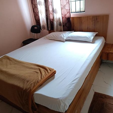 Mandara Comforts Hotel Bangalore Exteriör bild
